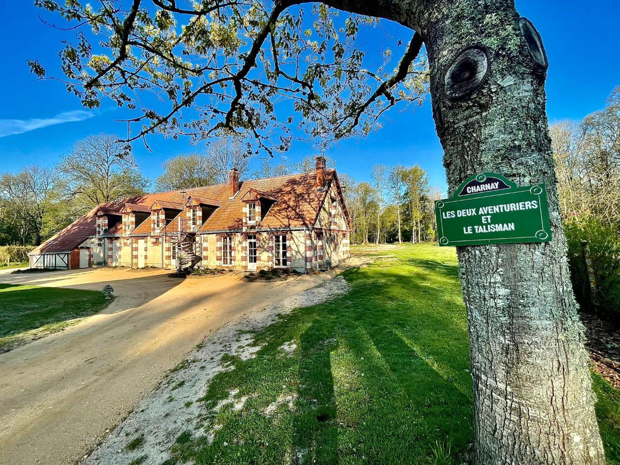 Domaine De Charnay - Charme Et Confort Dans Un Environnement D'Exception Vierzon Exterior foto